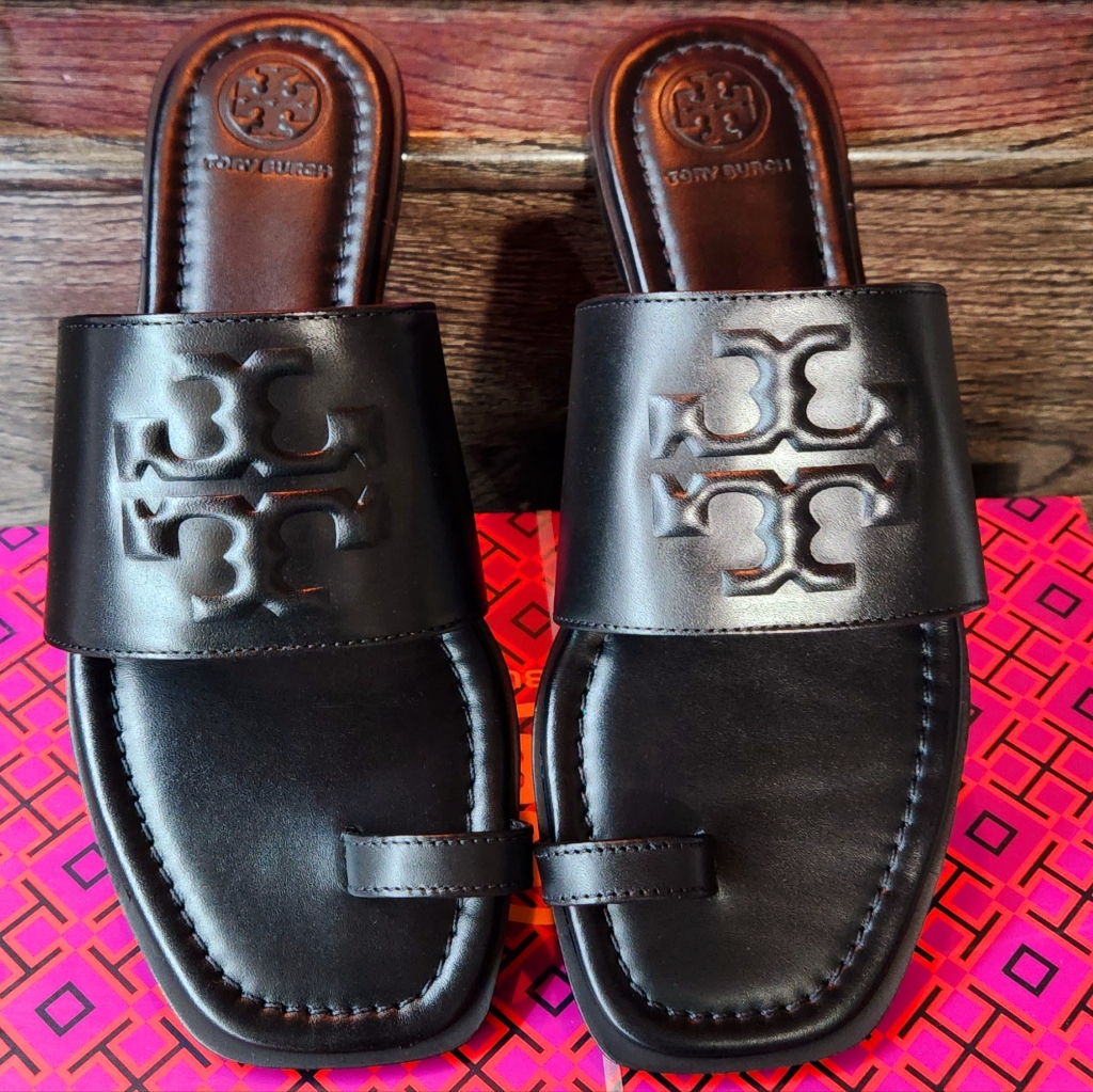 Authentic Tory Burch Toe Ring Black Leather Sandals Size 6